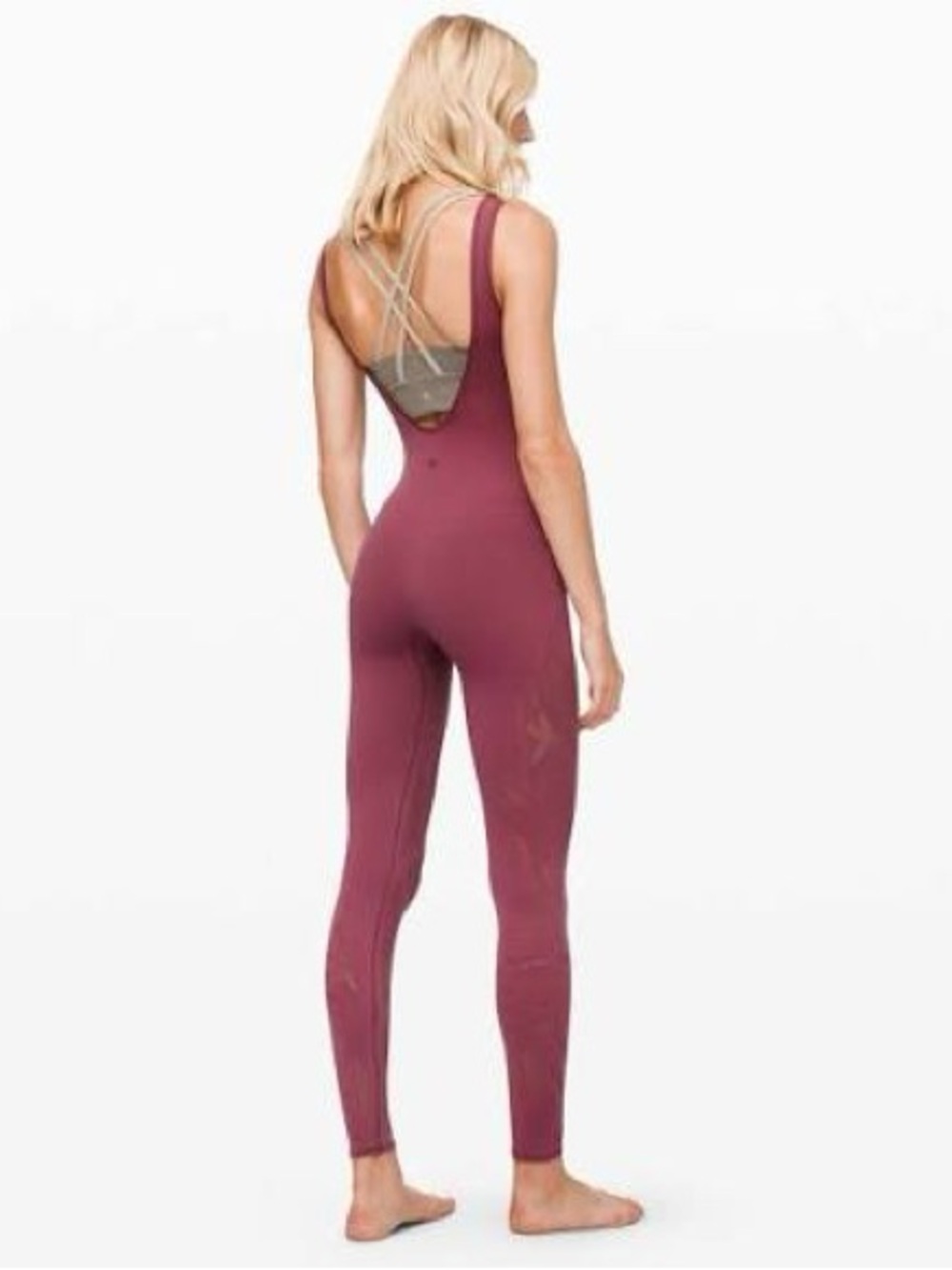 Like new lululemon reveal onsie mauve sz2
